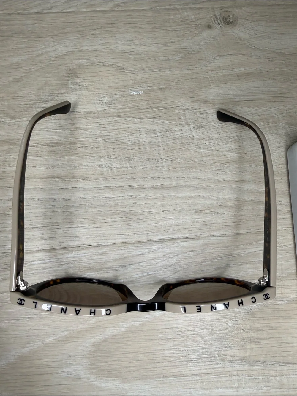 CHANEL 5414-A Butterfly Sunglasses Tortoise & Cream Beige CC Logo - with COA